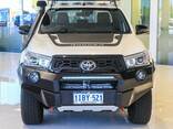 2019 Toyota HiLux Rugged X (4X4) - фото 2